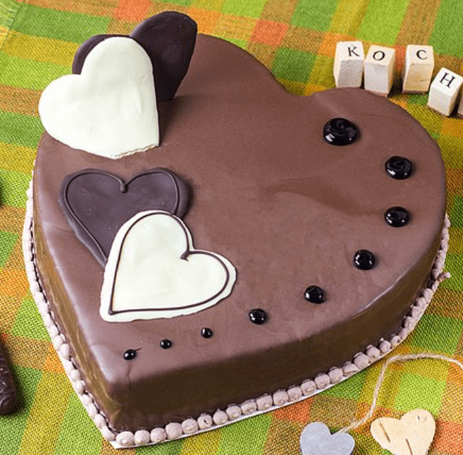 Tort dla fizjoterapeuty - czekoladowe serce