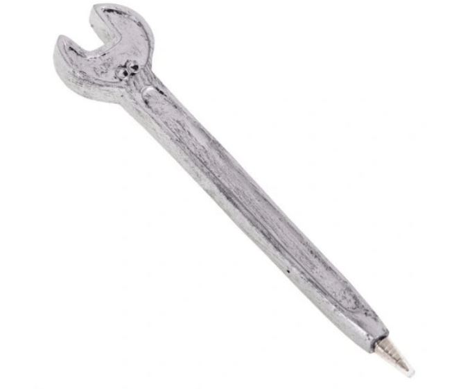 długopis przypominający klucz francuski